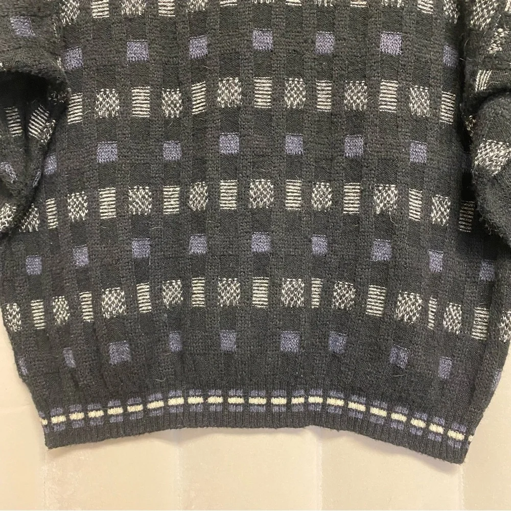 Vintage Daniel Hechter Men’s Sweater Paris France Mohair 3D Textured Knit 1990s